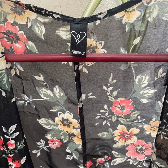 WINDSOR FLORAL KIMONO - Picture 2 of 4